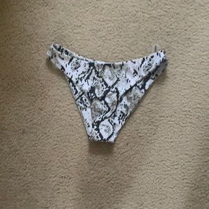 Snake skin bikini bottoms never worn